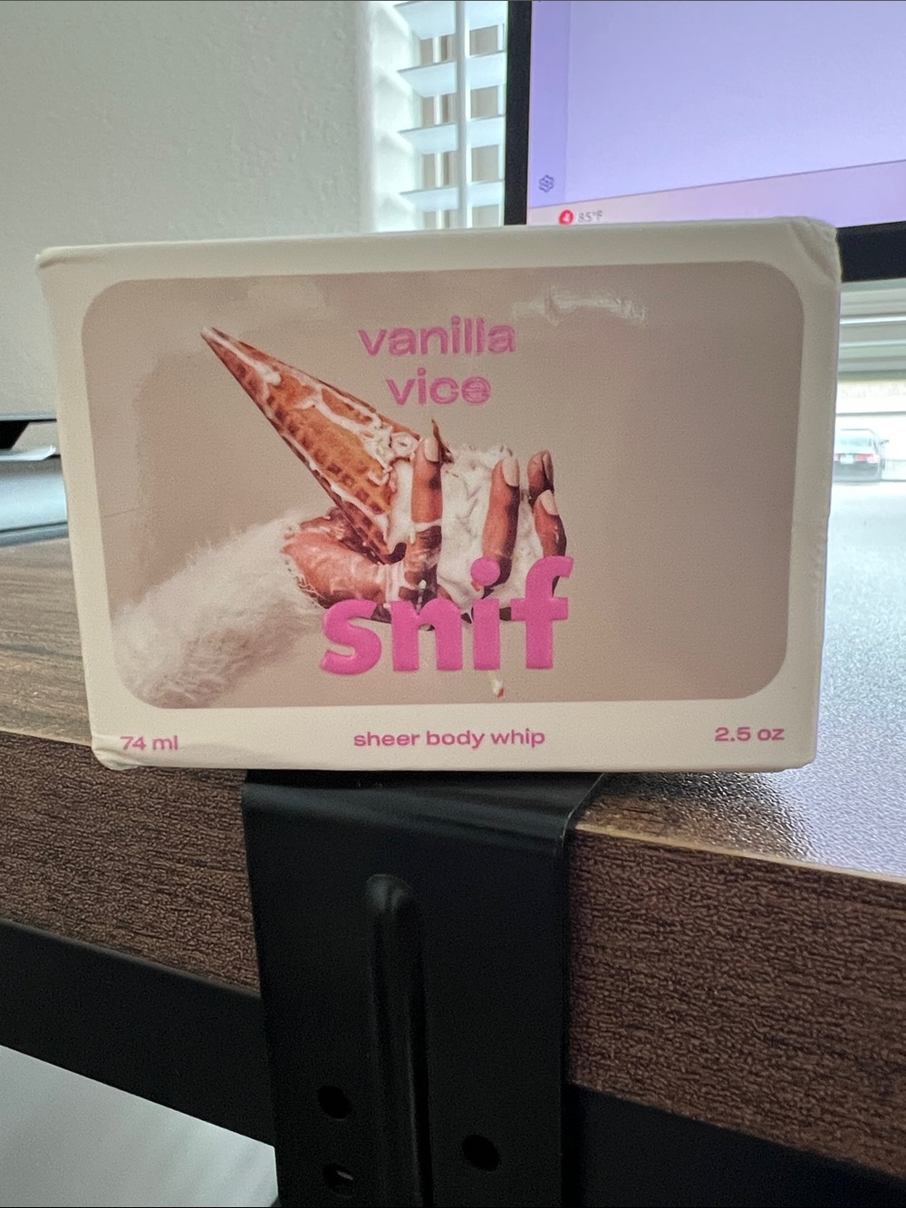 Snif Vanilla Vice Sheer Body Whip — Pink Moisturizing Body Cream - 74ml